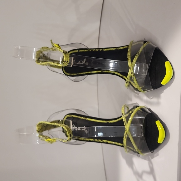 NEW w/o Box! - Faux Snakeskin Stiletto Heels Yellow & Black - Picture 3 of 13